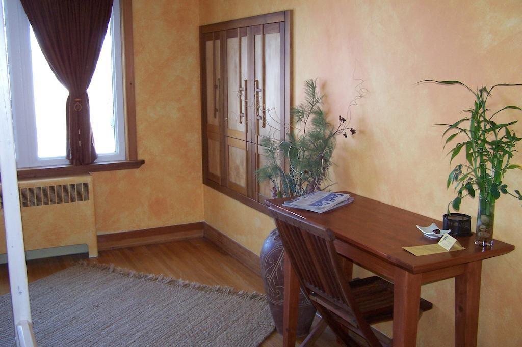 Bed & Breakfast Artisan Upstairs Sudbury