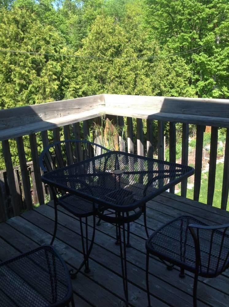 Artisan Upstairs Bed & Breakfast Sudbury